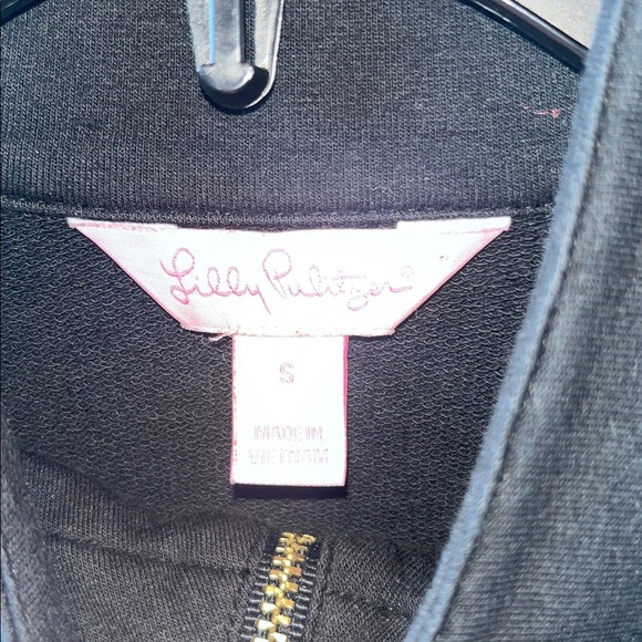 Lilly Pulitzer Skipper Popover Onyx Black Lace Sleeve Quarter Zip Top Size Small - Picture 9 of 11